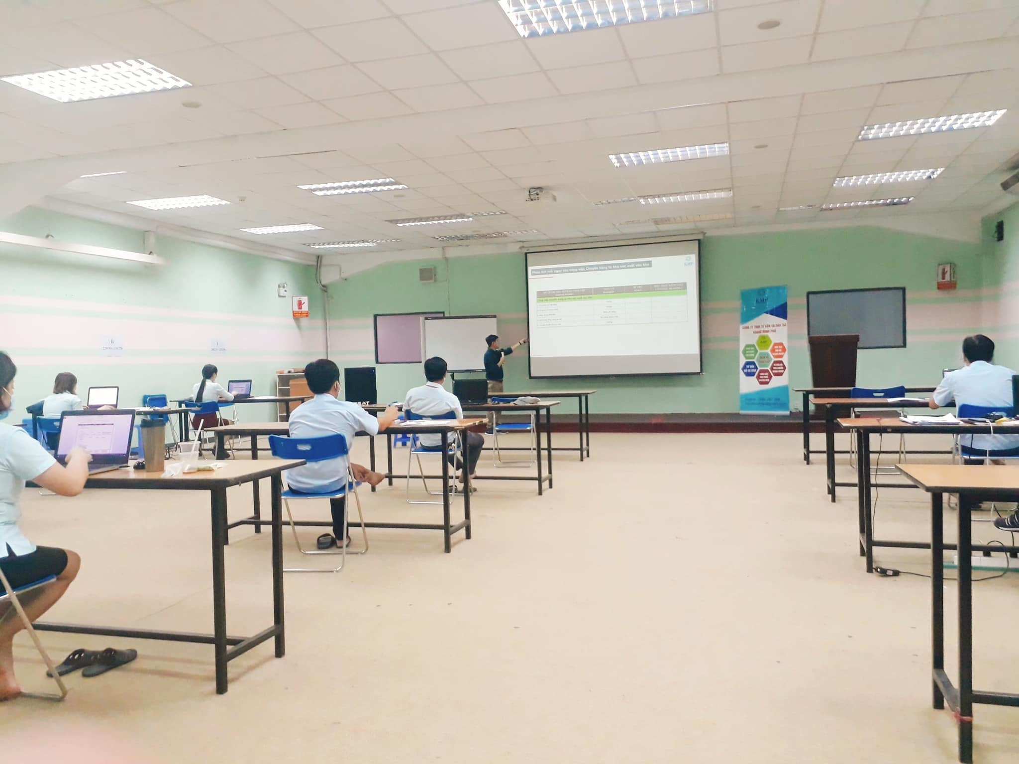 2022 NÊN HỌC GÌ VÀ LÀM GÌ ĐÂY