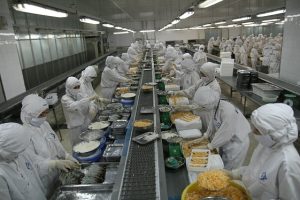 ngành chế biến thực phẩm là một trong những ngành nghề cần huấn luyện an toàn vệ sinh lao động cho đội ngũ nhân viên để đảm bảo sự an toàn và chất lượng sản phẩm